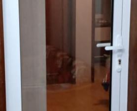 Portas anti ruído na zona leste